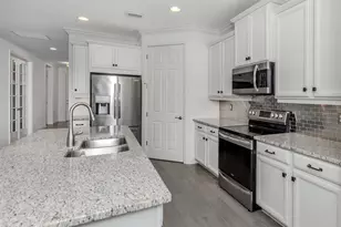 331 Toscavilla Blvd, Nokomis, FL 34275 - Photo 11