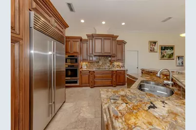 394 Autumn Chase Drive, Venice, FL 34292 - Photo 9