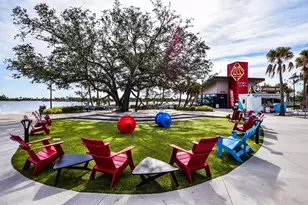 433 Cerromar Ln, Venice, FL 34293 - Photo 41