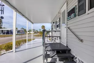 6401 Floral Ct, North Port, FL 34287 - Photo 11