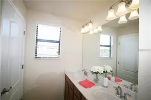 12321 Canavese Ln, Venice, FL 34293 - Photo 11