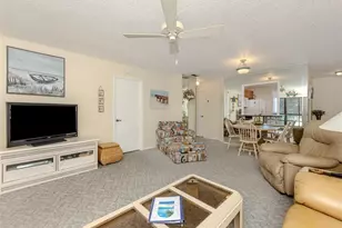 361 Airport Ave E, Venice, FL 34285 - Photo 23