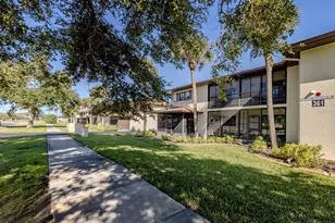 361 Airport Ave E, Venice, FL 34285 - Photo 1