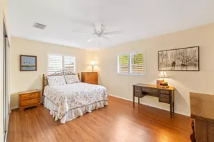 1860 MacKintosh Blvd, Nokomis, FL 34275 - Photo 37