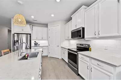 447 Ibiza Loop, Venice, FL 34292 - Photo 19