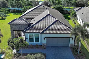 240 Corelli Dr, Nokomis, FL 34275 - Photo 3