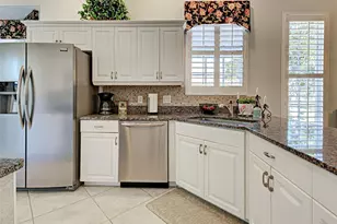 120 Grand Oak Cir, Venice, FL 34292 - Photo 13