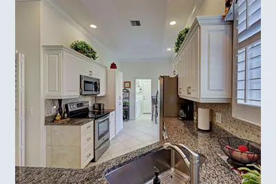 120 Grand Oak Circle, Venice, FL 34292 - Photo 11