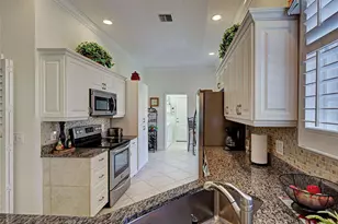 120 Grand Oak Cir, Venice, FL 34292 - Photo 11