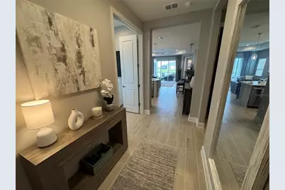 18057 Franklin Park Court, Venice, FL 34293 - Photo 3