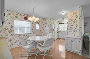 2234 Piazza Dr, Sarasota, FL 34238 - Photo 3