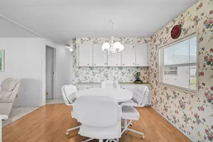 2234 Piazza Dr, Sarasota, FL 34238 - Photo 5