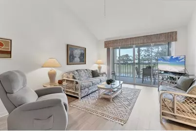 402 Cerromar Circle N #207, Venice, FL 34293 - Photo 3