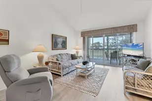 402 Cerromar Cir N, Venice, FL 34293 - Photo 3