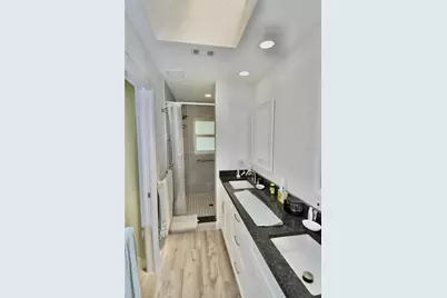 611 Paget Drive, Venice, FL 34293 - Photo 31