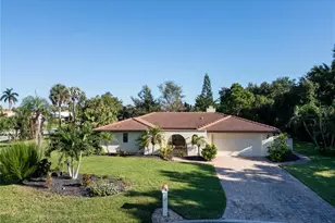 37 Waterford Dr, Englewood, FL 34223 - Photo 1