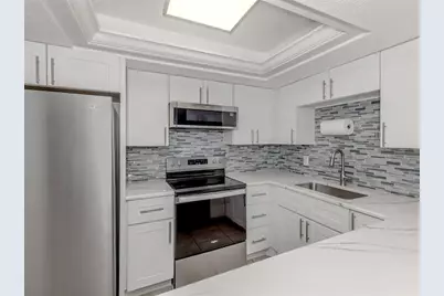 537 Manatee Court #203, Venice, FL 34285 - Photo 9