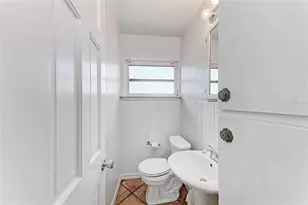 2998 Michigan St, Sarasota, FL 34237 - Photo 31