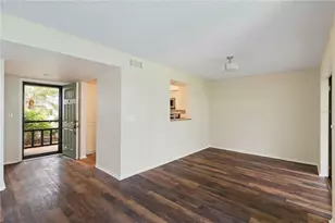 808 Capri Isles Blvd, Venice, FL 34292 - Photo 9