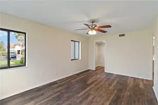 808 Capri Isles Blvd, Venice, FL 34292 - Photo 21