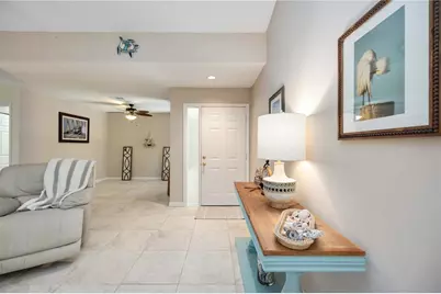 269 Southampton Drive #303, Venice, FL 34293 - Photo 5