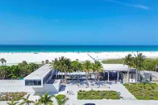 116 Vista Hermosa Cir, Sarasota, FL 34242 - Photo 29