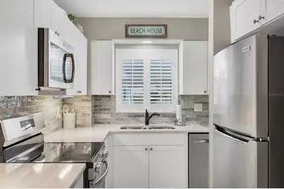 116 Vista Hermosa Circle #108C, Sarasota, FL 34242 - Photo 9
