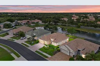 12132 Granite Woods Loop, Venice, FL 34292 - Photo 35