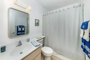 401 Curry St, Nokomis, FL 34275 - Photo 17