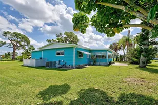 3364 Goldfinch Ln, Englewood, FL 34224 - Photo 15