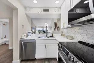 408 Cerromar Cir S, Venice, FL 34293 - Photo 19