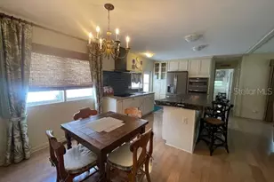 802 S Green Cir, Venice, FL 34285 - Photo 7