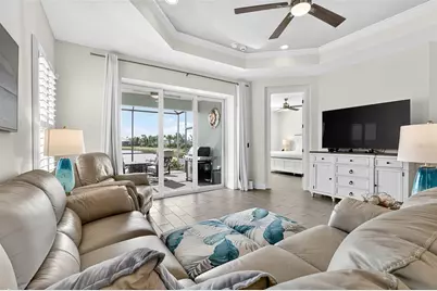 18026 Topiary Park Place, Venice, FL 34293 - Photo 7