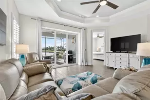 18026 Topiary Pk Pl, Venice, FL 34293 - Photo 7