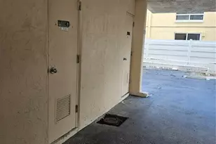 1255 Tarpon Center Dr, Venice, FL 34285 - Photo 5