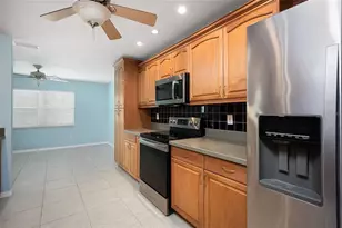 158 Hourglass Dr, Venice, FL 34293 - Photo 11