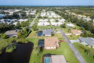 158 Hourglass Dr, Venice, FL 34293 - Photo 65