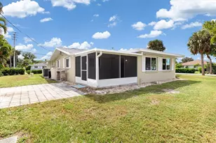 510 S Venice Blvd, Venice, FL 34293 - Photo 11