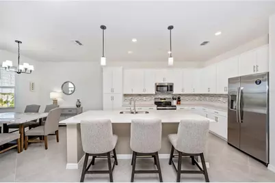 17655 Opal Sand Drive #402, Venice, FL 34293 - Photo 5