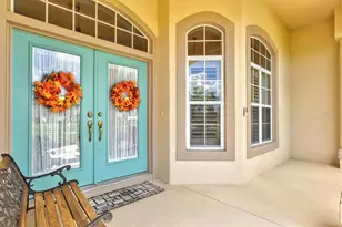 210 Lake Victoria Ct, Englewood, FL 34223 - Photo 5