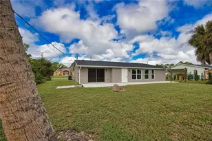 2428 Collingswood Blvd, Port Charlotte, FL 33948 - Photo 37