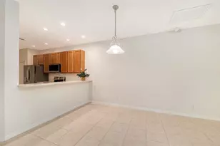1821 Batello Dr, Venice, FL 34292 - Photo 7