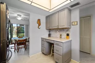 1708 Lakeside Dr, Venice, FL 34293 - Photo 5