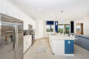 17560 Boracay Ct, Venice, FL 34293 - Photo 7