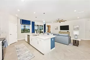 17560 Boracay Ct, Venice, FL 34293 - Photo 9