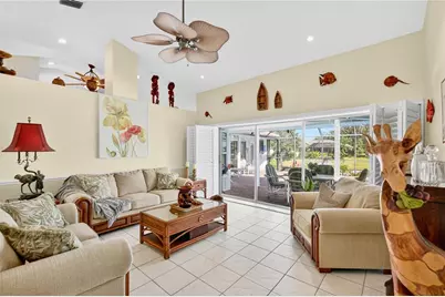 319 Oakwood Circle, Englewood, FL 34223 - Photo 9