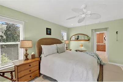 319 Oakwood Circle, Englewood, FL 34223 - Photo 31