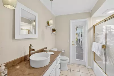 319 Oakwood Circle, Englewood, FL 34223 - Photo 37