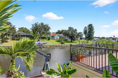 319 Oakwood Circle, Englewood, FL 34223 - Photo 23