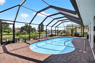 319 Oakwood Cir, Englewood, FL 34223 - Photo 3